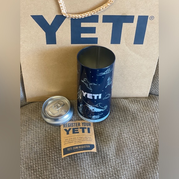 Yeti Hideaway Stash 12oz Can (+ Yeti Gift Bag) - Picture 10 of 14